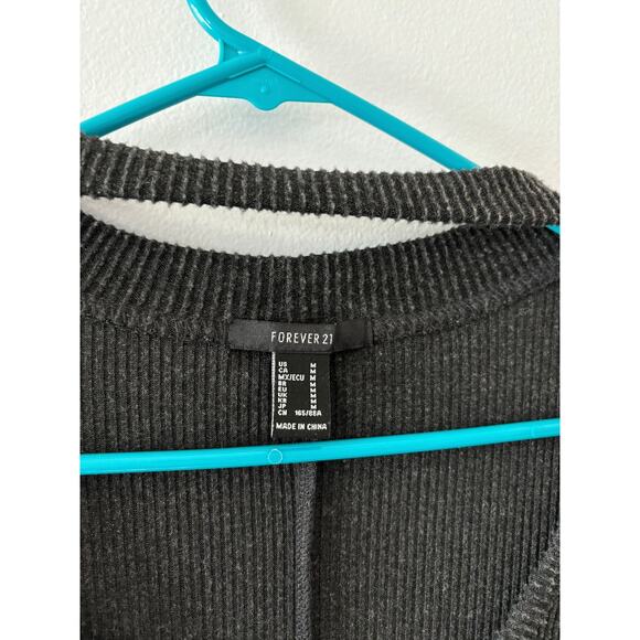 Forever 21 Top Women's Medium Ribbed Cutout Gray Emo Pullover V-neck - Picture 2 of 4